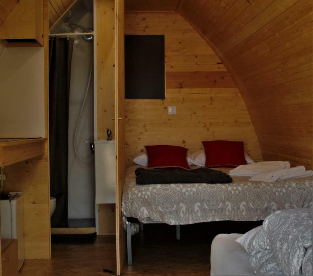 Glamping Hills Hotel Santa Comba de Rossas Kültér fotó